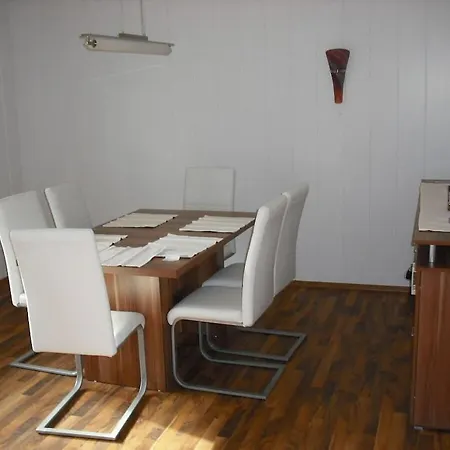 In Bueren With Swimming Pool Harth