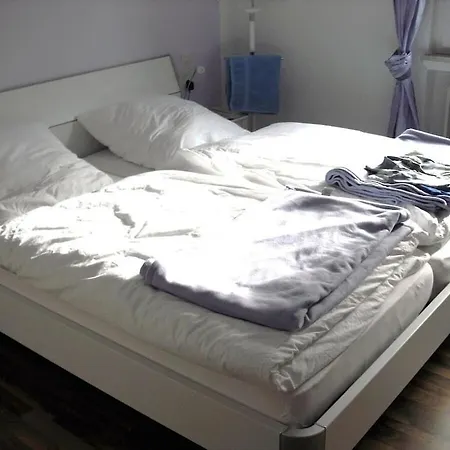 In Bueren With Swimming Pool Harth